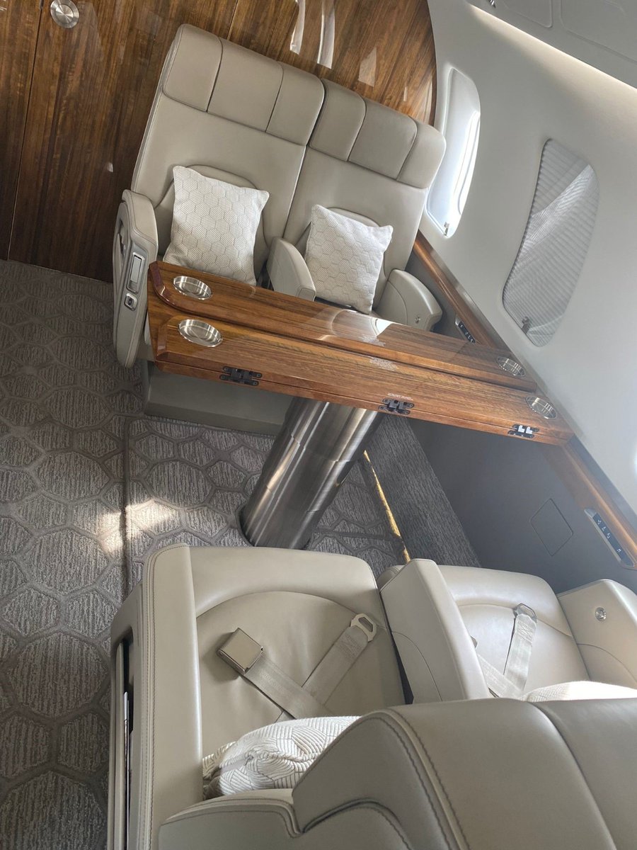 ACS Toronto a organisé le vol d'un Challenger 650 depuis Miami pour 10 passagers partant en vacances à Montréal! – fal.cn/3pNYG
#voyageprivé #aviation #voyagedeluxe #aviationprivée #jetprivé