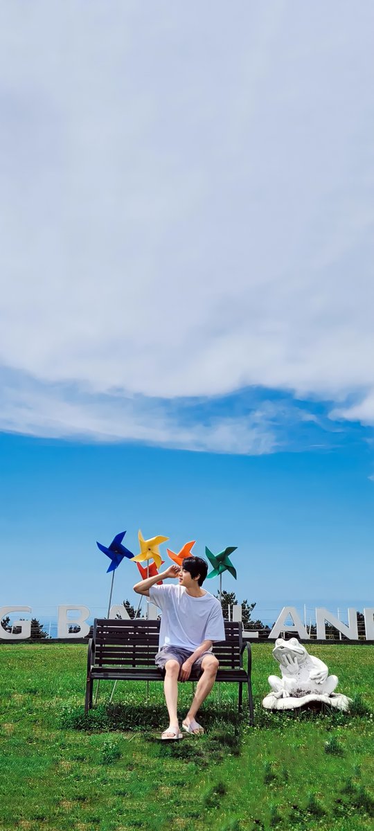 BTSWallpaper07's tweet photo. https://t.co/yuW9dzxDNI