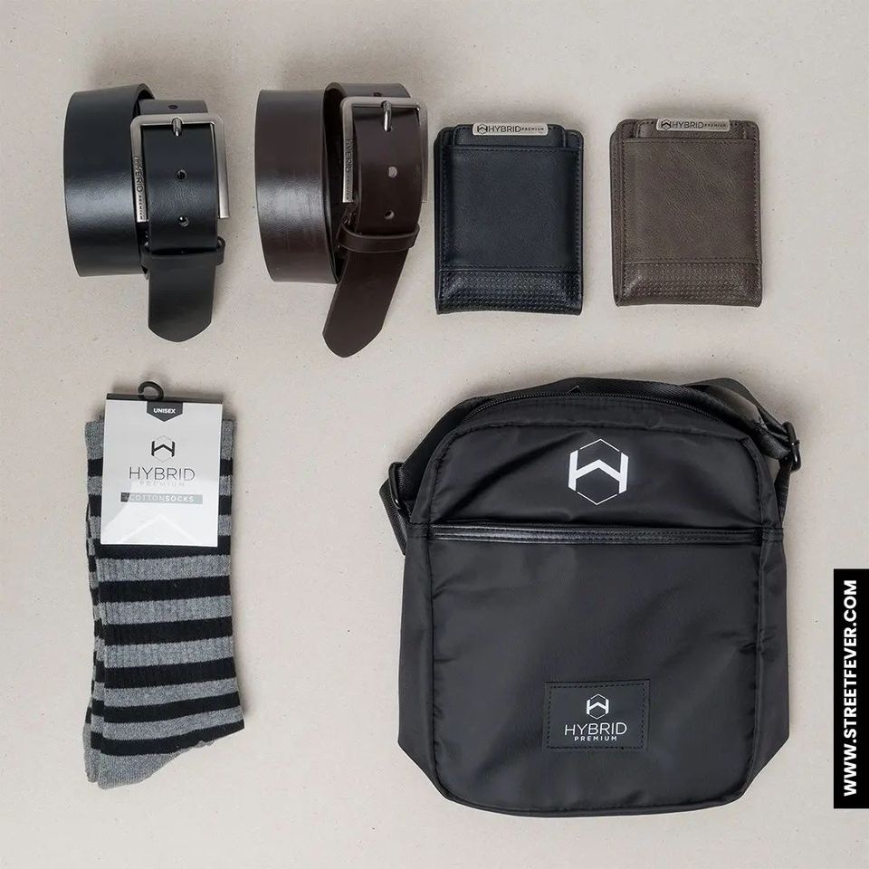 BaywestmallPE's tweet photo. Level up your style with the freshest Hybrid Premium Accessories at @streetfeverza 💎

Hybrid Card Slot Wallet – R199.99 🔐 Hybrid Premium Side Bag – R179.99 🔐 Hybrid Brave Belt – R179.99 🔐 Hybrid Premium Socks – R39.99 🔐

#hybrid #accessories #wallet #sidebag #belts https://t.co/UNQWVuxybS