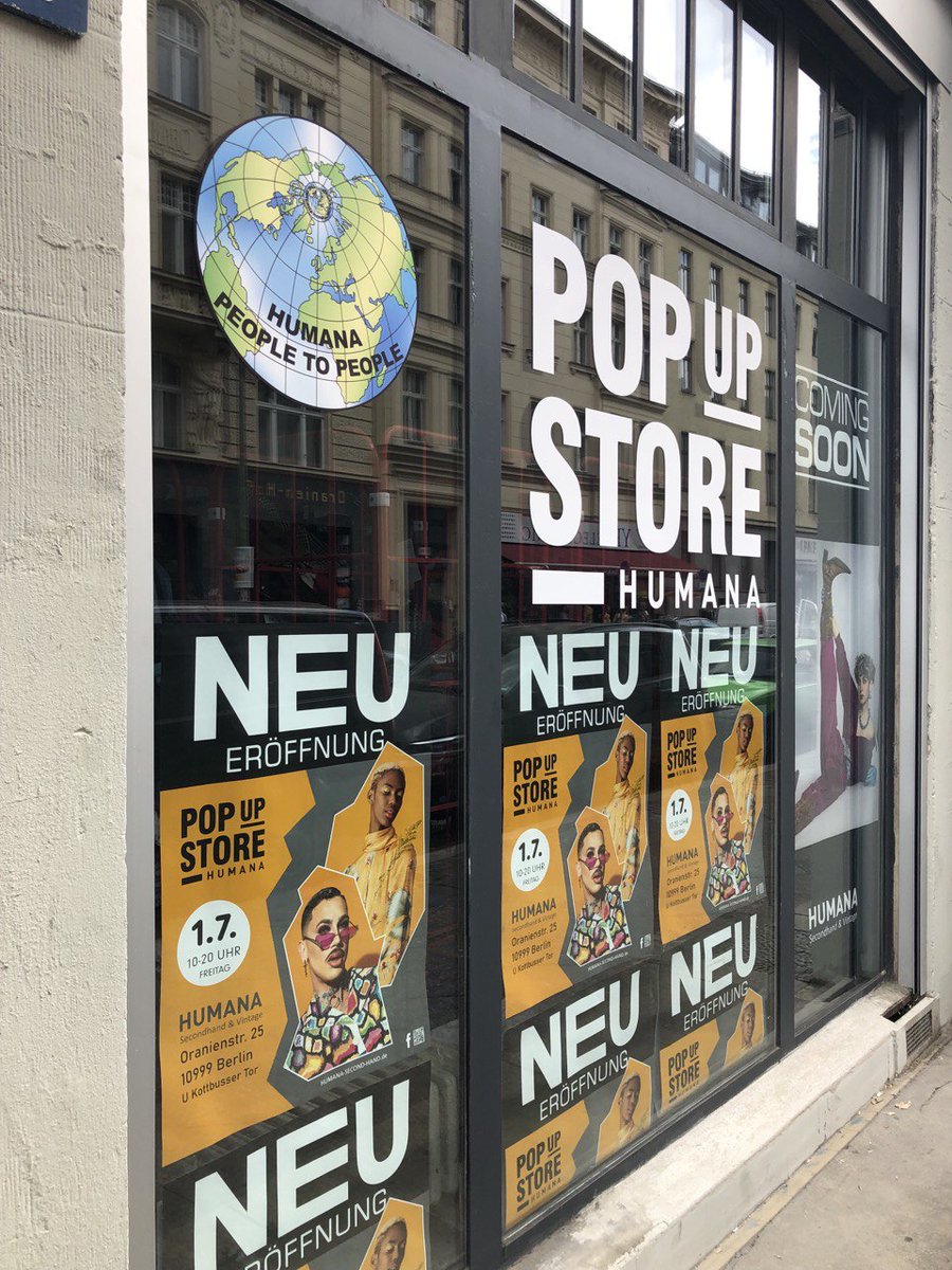 bizimkiez's tweet photo. Wo wir jahrelang gegen die #Verdrängung von #KischUndCo gekämpft haben, soll ein #Humana -Pop-up-Store einziehen. Zeigen wir der #VictoriaImmo & den #Rausing Erben, dass sie sich mit der o25 Ärger eingekauft haben!
📢 Pop-up-Hau-ab-Kundgebung:
Fr 1.7. | 17-19 Uhr | Oranienstr 25 https://t.co/gOiW7p0ime