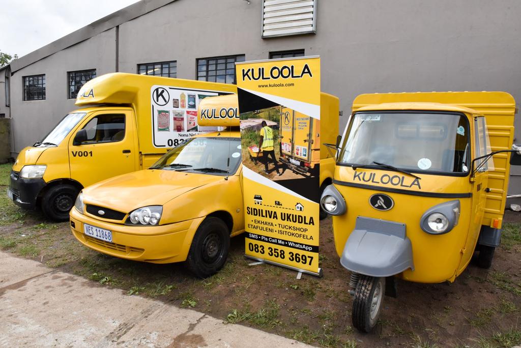 KasiEconomy's tweet photo. Meet Siyanda Mthethwa, founder of @kuloola, South Africa’s first rural online grocery store. 

Kuloola is powered by a sophisticated navigation app which maps rural households and provides households and spaza shops with a delivery service in untapped rural areas. https://t.co/ntp330gaAf