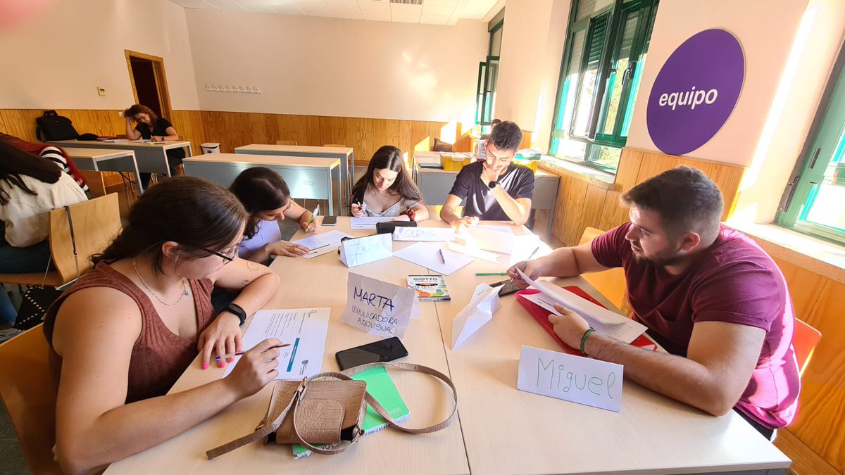 CulEmprendedora's tweet photo. #CONFLUIR en #Cáceres con becad@s PIRT. Capacitación en competencia emprendedora: #liderazgo #trabajoenequipo #autoconocimiento #autoeficiencia con @Junta_Economia @infouex @SepyeUEx @fundacionunexes @RRII_UEx @InnovacionForm @extremtrabaja @JuntaEx_Empresa @EntreCompEdu https://t.co/nGtkauXD39