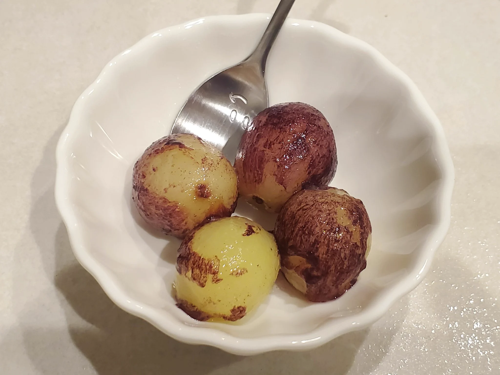 外は柔らかく中はシャリシャリに仕上がる？！夏にぴったりそうな「ぶどう」の食べ方！