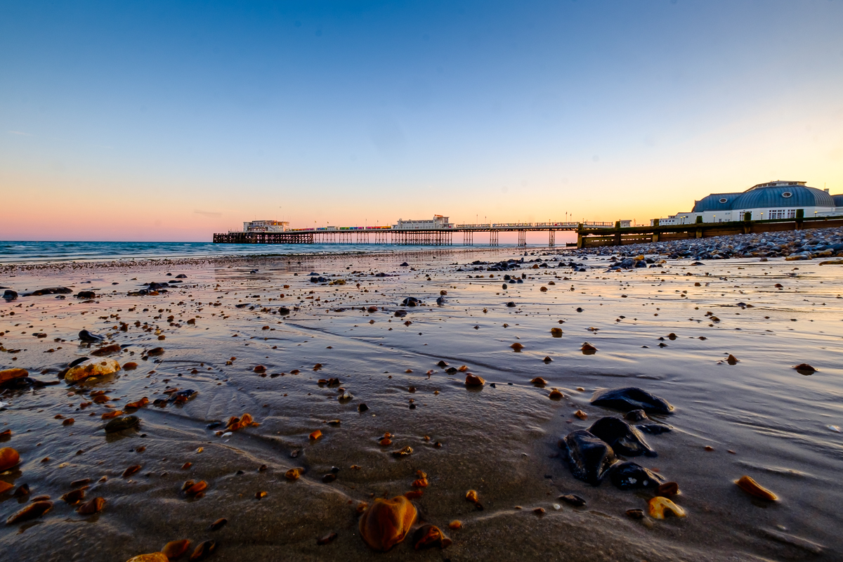 What a beautiful town we live in ❤️🖤
What do you love most about #Worthing?
Photography <a href="/demuthphoto/">Paul Demuth</a> 📷
