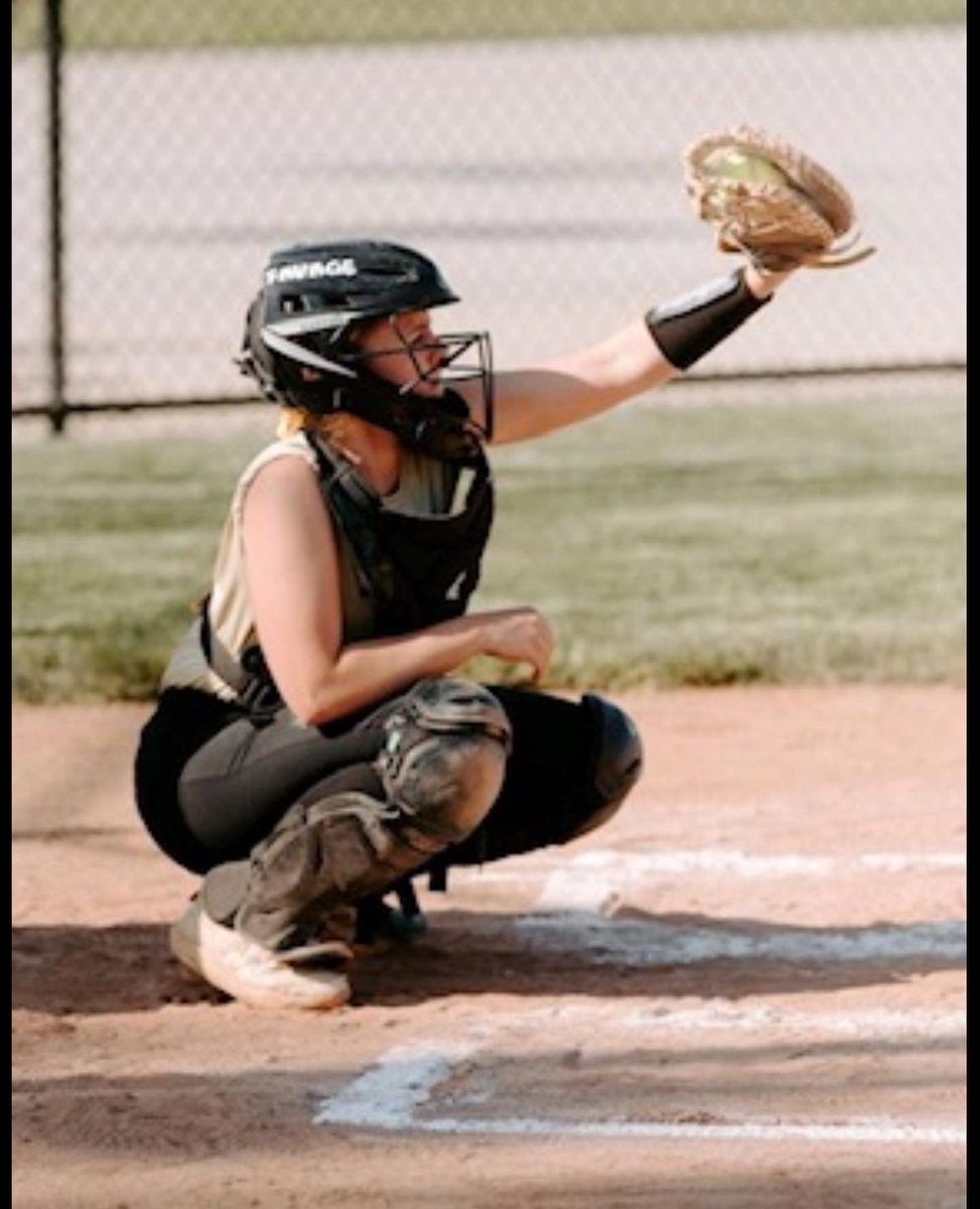 ☘️☘️We want to wish <a href="/DelaneySavage2/">Delaney Savage</a> a BIG Happy 18th Birthday today!!  Hope you have a great day D☘️☘️