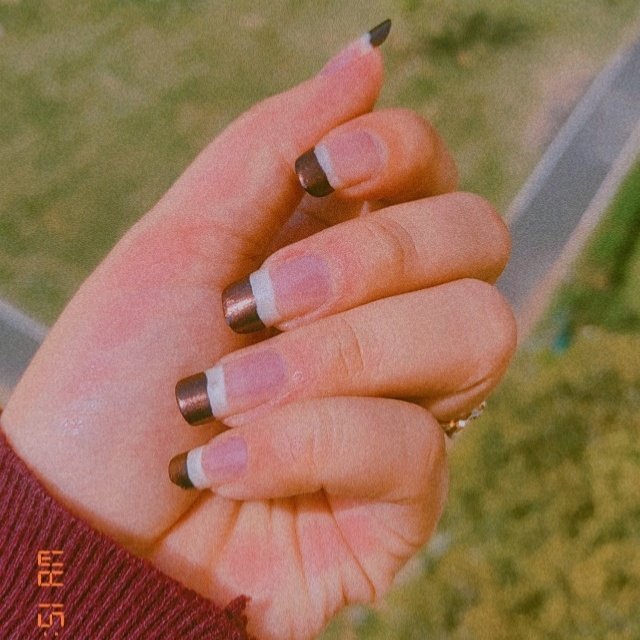 _Khushi_02's tweet photo. Beautiful hand all I want ❤ @ZoyaNailPolish @Versace @VictoriasSecret @gucci @nailsinc @Fashionista_com #nailart #hand #beautifulhand https://t.co/ofO6aeHQj0
