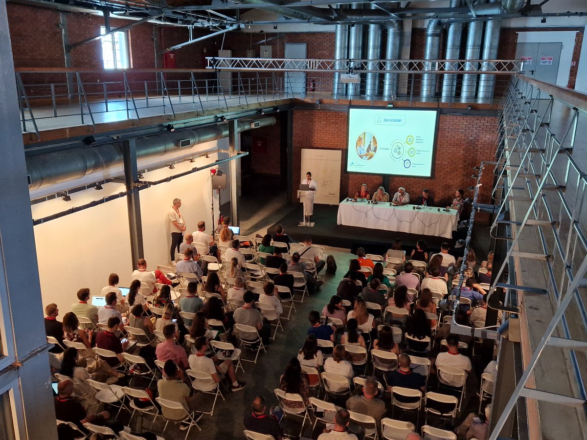 🌞Summer School Day #1🌞: Let’s begin with #opening #session &amp; #keynote #speakers!⚡️🇬🇷

#Eucena #Energycommunity #CitizenEnergyAcademy
#Thessaloniki #Greece  

Find ful program here: citizenenergy.academy/summer-school/