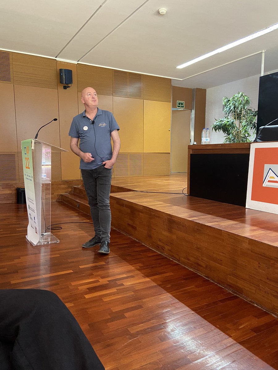 Halophiles22's tweet photo. The Environmental Dimension: “Microbes are preserved by water on Earth (but not Venus)”, by John Hallsworth https://t.co/wpezfMT75d