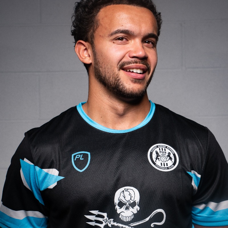 FGRFC_Official's tweet photo. Now, come on - how good does 𝐓𝐇𝐀𝐓 look? 🤩 

Dom Bernard modelling our brand-new @seashepherd_uk inspired third shirt! 🌊 

#WeAreFGR 💚