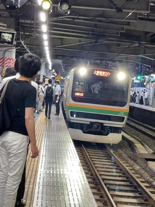 人身事故 高崎線 浦和駅で人身事故発生 運転見合わせ 上野東京ラインホームに飛び込んだ 現地の画像 まとめダネ