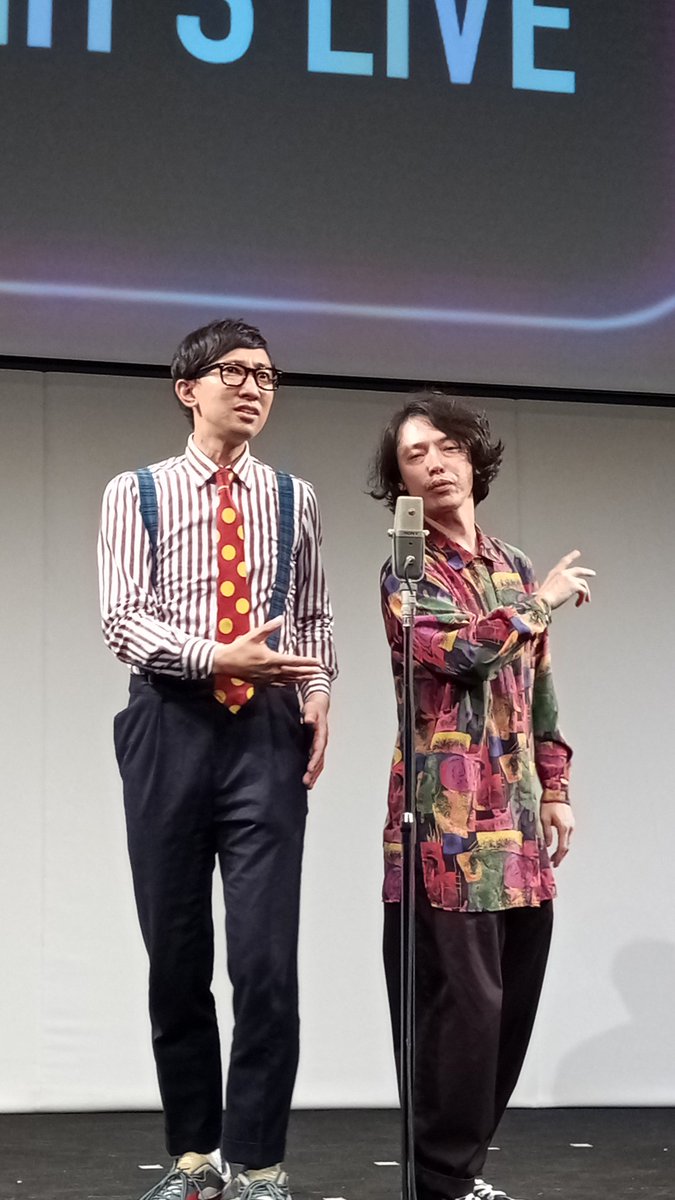 mujustaway's tweet photo. …ぽい写真を撮る時間があったのよ。
このかんざきさん男前やなあ。
#UNITSLIVE https://t.co/L4o3qrRoIw