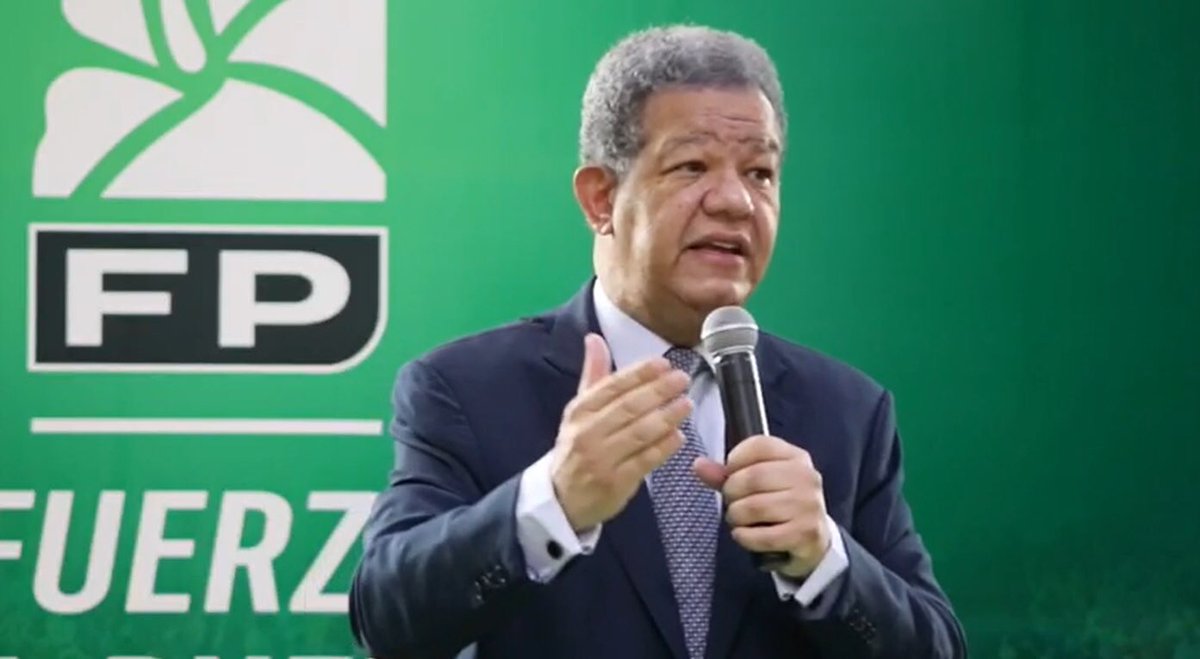#FPComunica |

Nuestro presidente <a href="/LeonelFernandez/">Leonel Fernández</a> asistirá este martes a la JCE a depositar padron de miembros de la #FuerzaDelPueblo

Hora📍: 11:00 a.m.