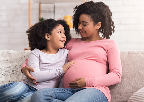 J_ChildPsycho's tweet photo. "A link between the number of stressful events experienced during pregnancy increase the risk of behavioural problems in children" Via Dr. Monique Robinson.
#childpsychology #mentalhealth #behaviouralproblem #WHO #Psychologist https://t.co/mT6E0vXi8b