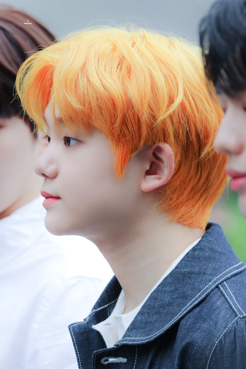 unsoo0916's tweet photo. [HQ] 220520 뮤뱅

#TNX #HyunSoo #장현수 https://t.co/v9LIrtKD1d