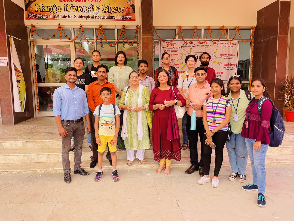 Hitendrayadav23's tweet image. Thanks to @AmityUni An educational trip was organised to @ICAR_CISH  Lucknow. It was joyful and highly educational  Mango Mela-2022.
#mangomela