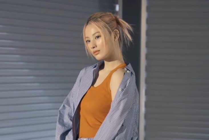 FWVfpqxaMAAj5Eg?format=jpg&name=900x900