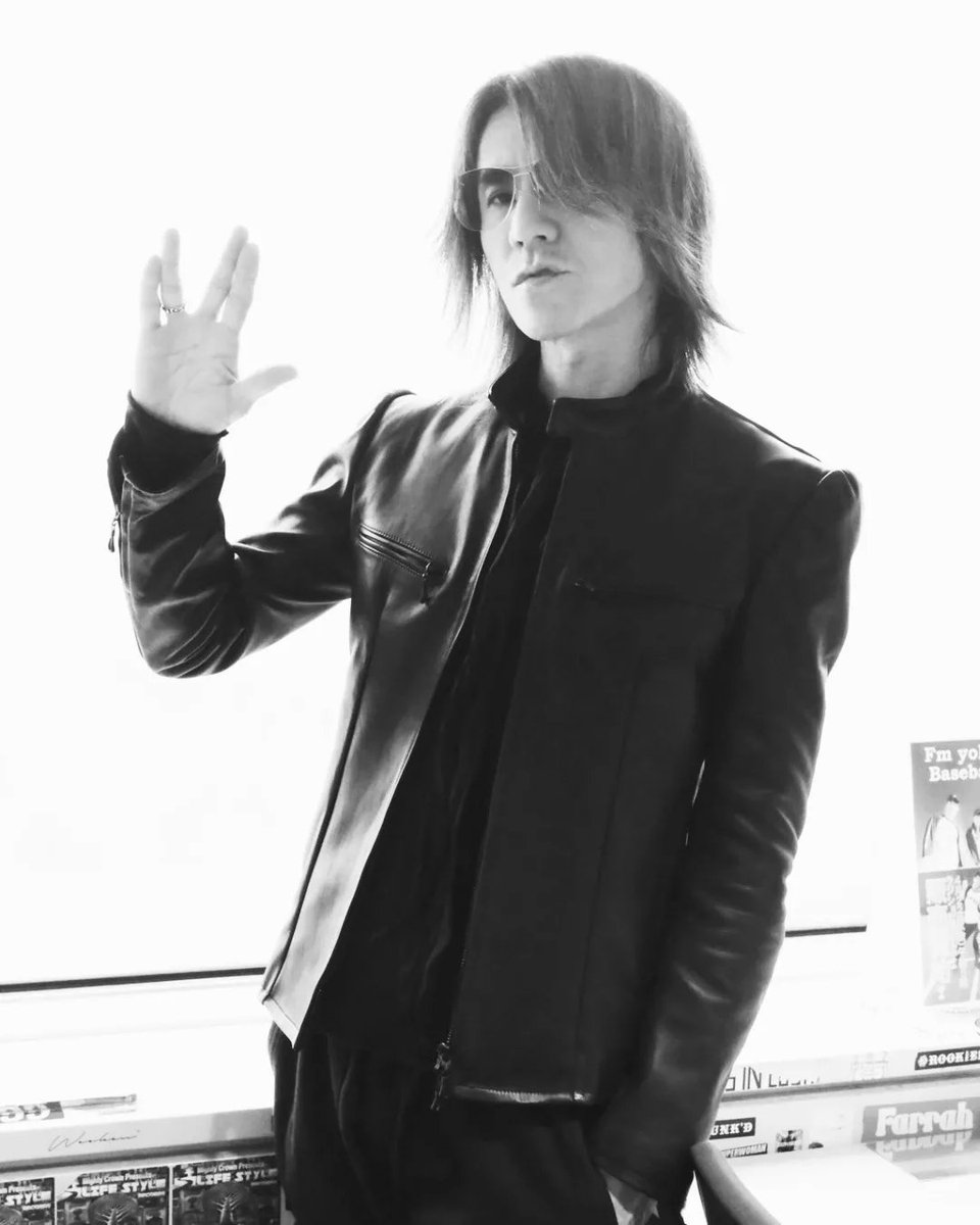 DETRUIRE5923's tweet image. 「THE ONENESS」近日入荷
SingleRidersJacket 
OA-OHLJ01-700
サイズ: S. M. L 
カーボンニュートラルを目指すロックなエシカル·ファッションを提唱するアパレルブランド。
@THE_ONENESS_JP
@SUGIZOofficial
#THEONENESS #DETRUIRE 
#SUGIZO #sapporo #アパレルブランド #環境 #SDGs #サスティナブル