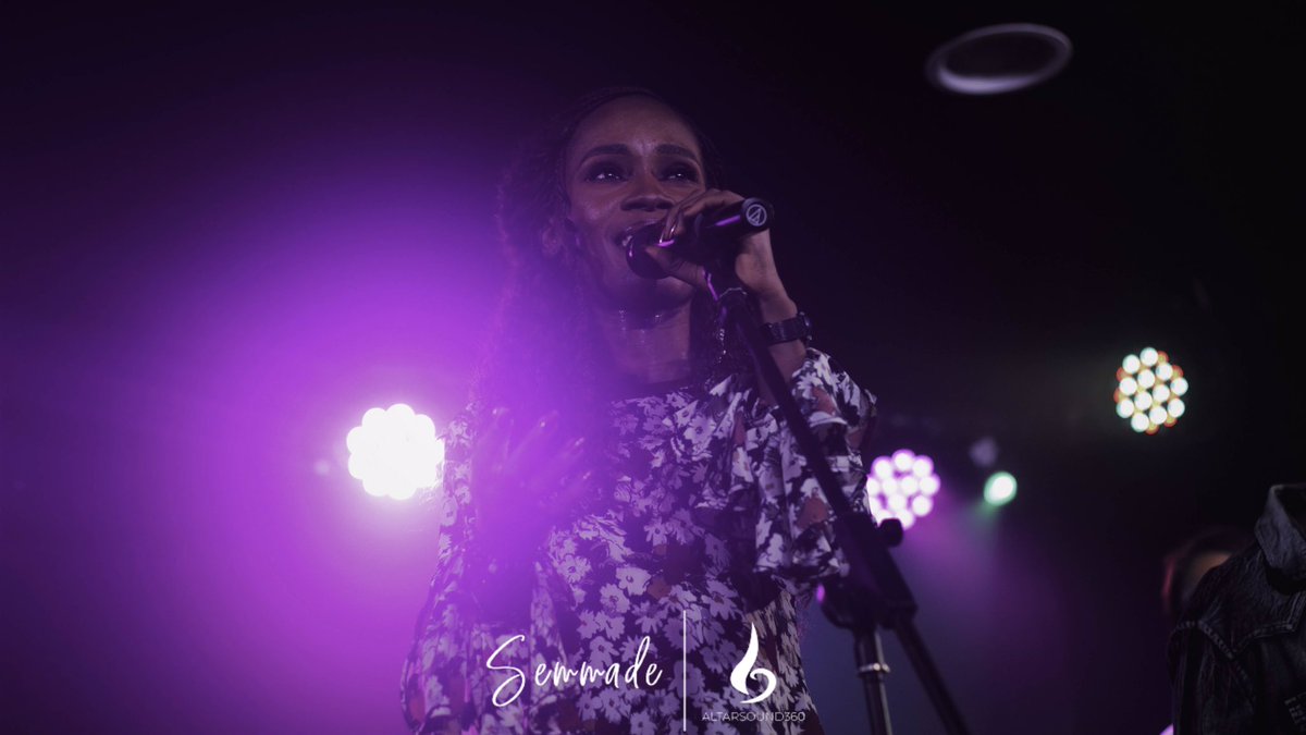 SemmadeUmanah's tweet photo. I could sing of Your love forever! 🎤🎤

#CHRiStONDiSPLAY #KingdomCultured #Semmade #Gracejunkie #Singer #Believer https://t.co/wRlCVdpE0l