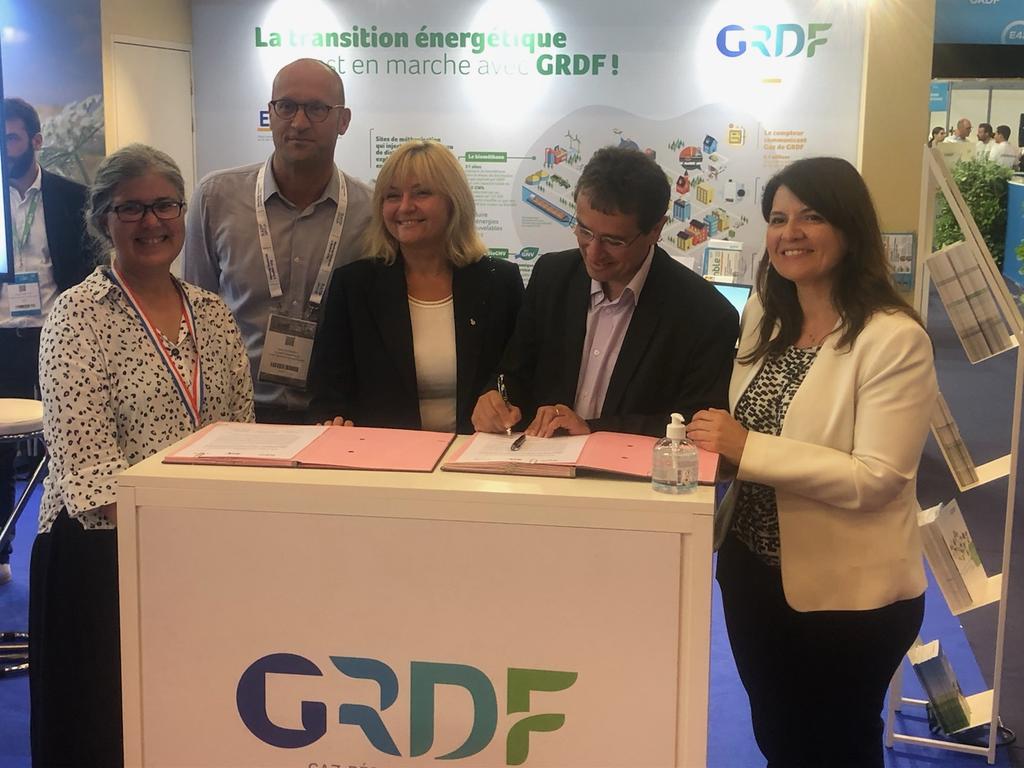 .<a href="/GRDF/">GRDF</a> <a href="/sqy/">Saint-Quentin-en-Yvelines 🚀</a> et le Club Climat Energie de Saint Quentin en Yvelines, partenaires pour une production locale de #Gaz Vert sur le territoire par methanisation des boues de stations d'épuration. #GRDF #GRDFIDF #SalonAMIF