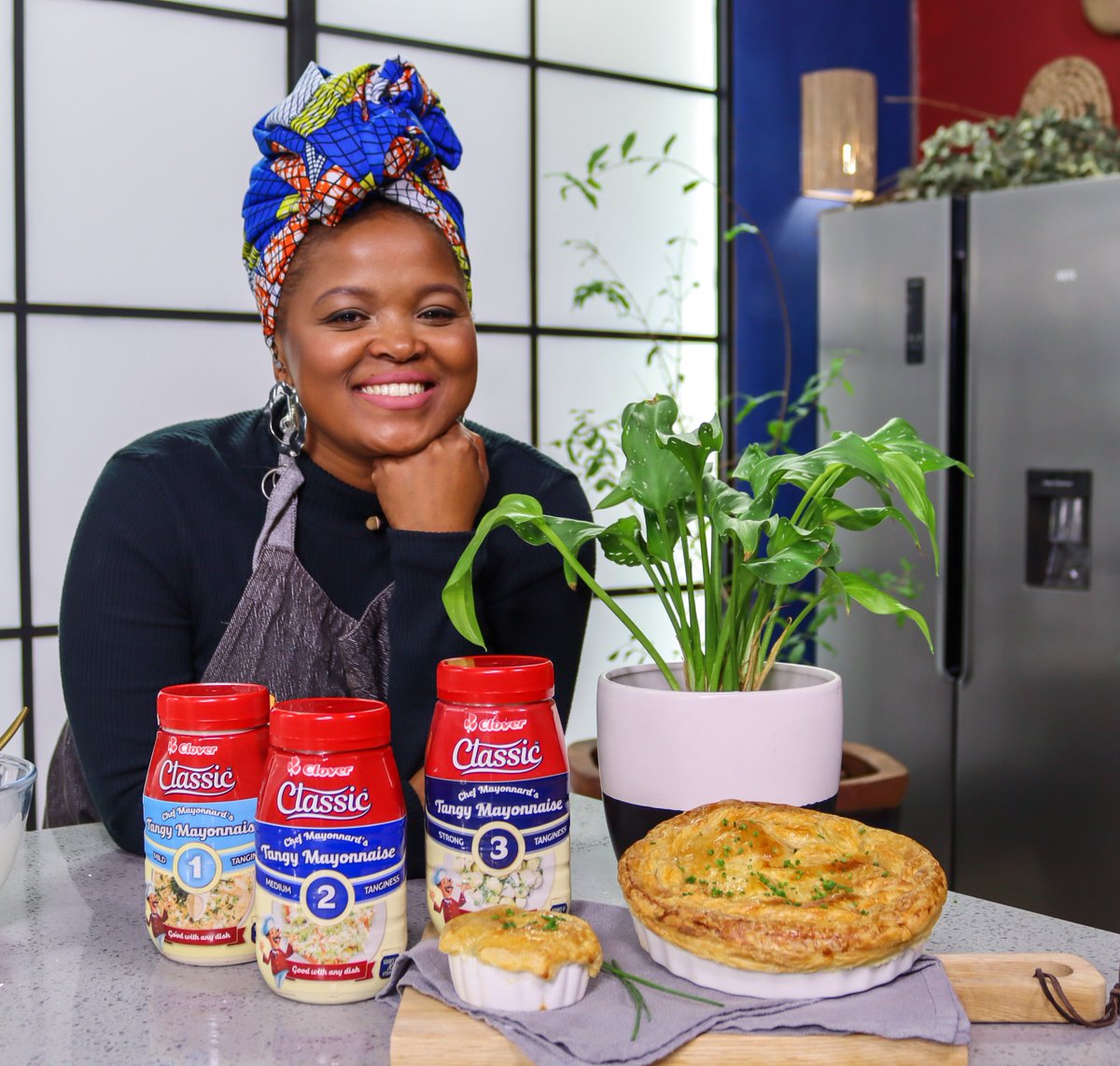 What's your favourite pie filling? 💭

Cold winter days call for comforting dishes like our <a href="/Clover_classic/">Clover Classic</a> Chicken &amp; Chive Pot Pies. 
Recipe: bit.ly/3QPuMdA #AfternoonExpress