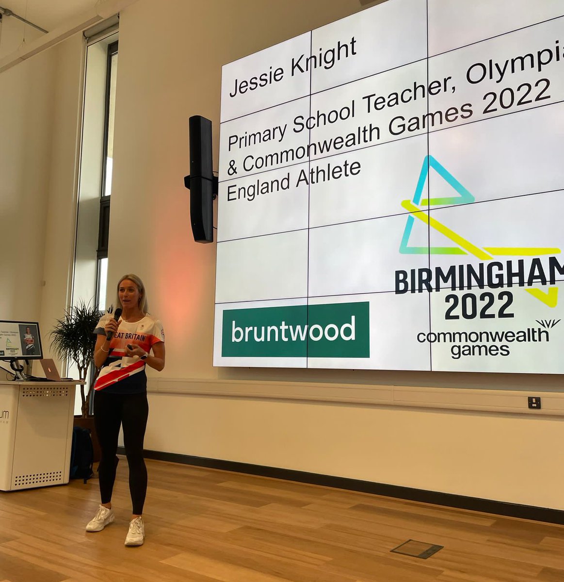 Bruntwood_UK's tweet photo. As the ‘Official Commercial Property Development Provider’ of the @birminghamcg22, we’re loving hearing athlete, Jessie Knight’s success story ahead of the Games, today at @BW_SciTech’s Innovation Birmingham Campus 🏃‍♀️ https://t.co/2PjWZdIAUR