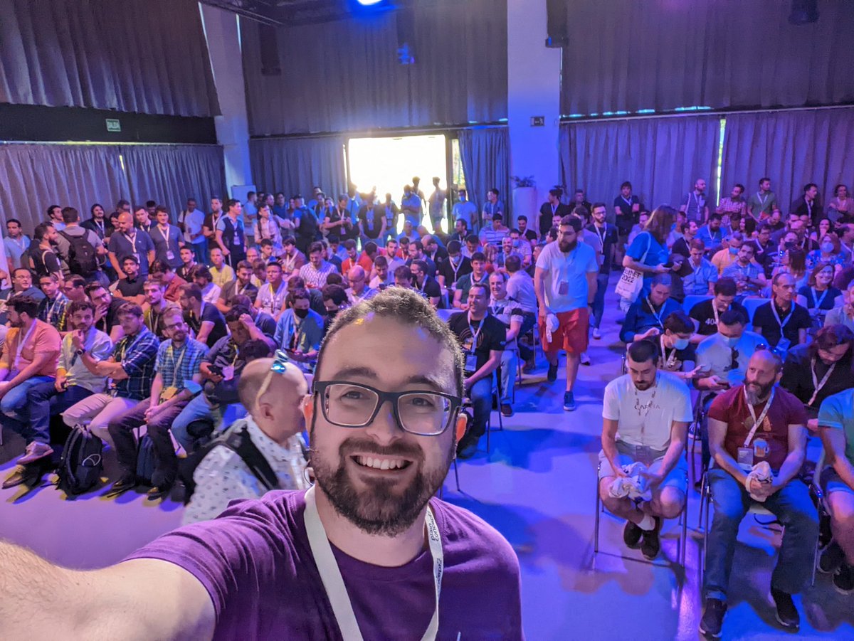 dagope's tweet image. Pero esto que es? 😲😲😲 @dotNetConfSpain #dotNET2022