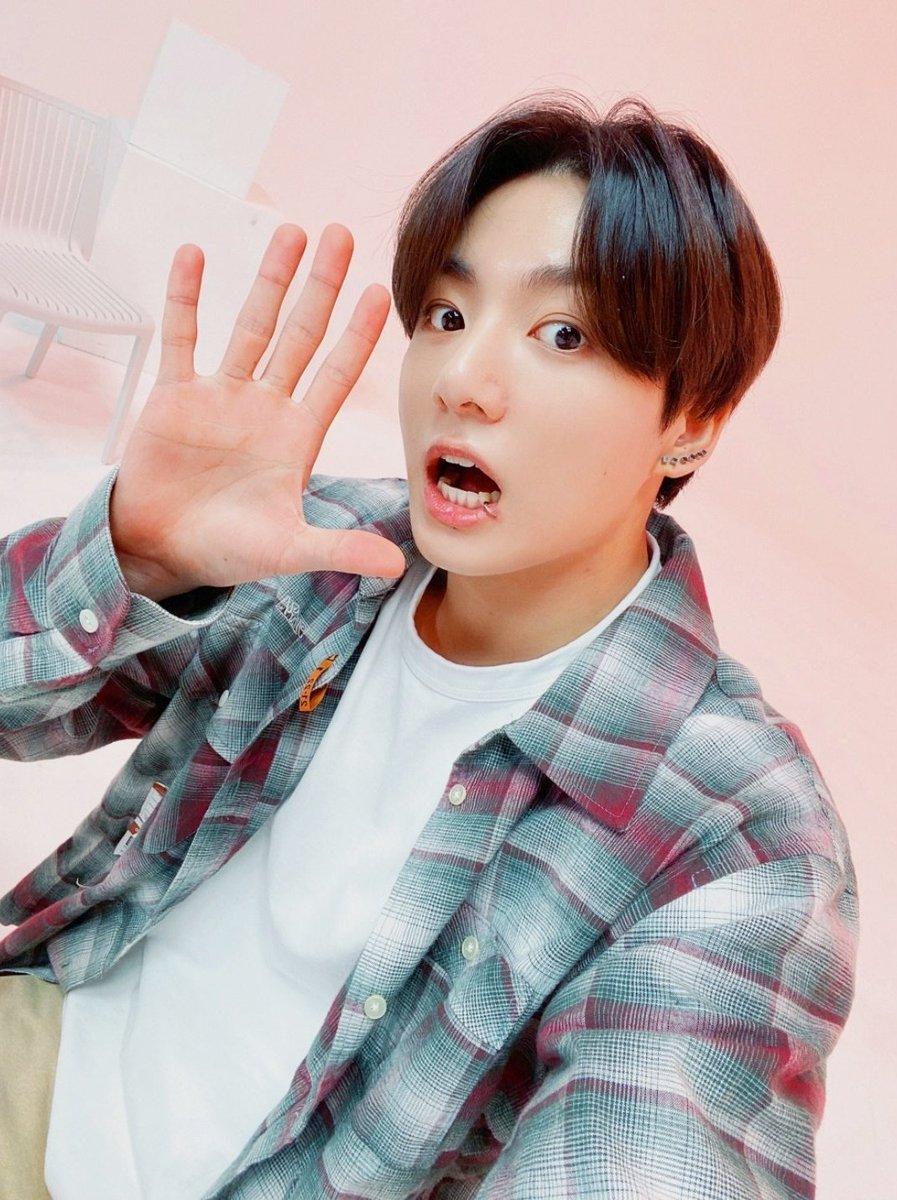 ataraxia_n's tweet photo. - Hilo de fotos exclusivas de #BTS para el juego BTS in the Seom 💜

• Jeon Jungkook 
(1/7)

#BTSInTheSeom @BTS_twt #ARMY #JUNGKOOK https://t.co/enWXx4G448