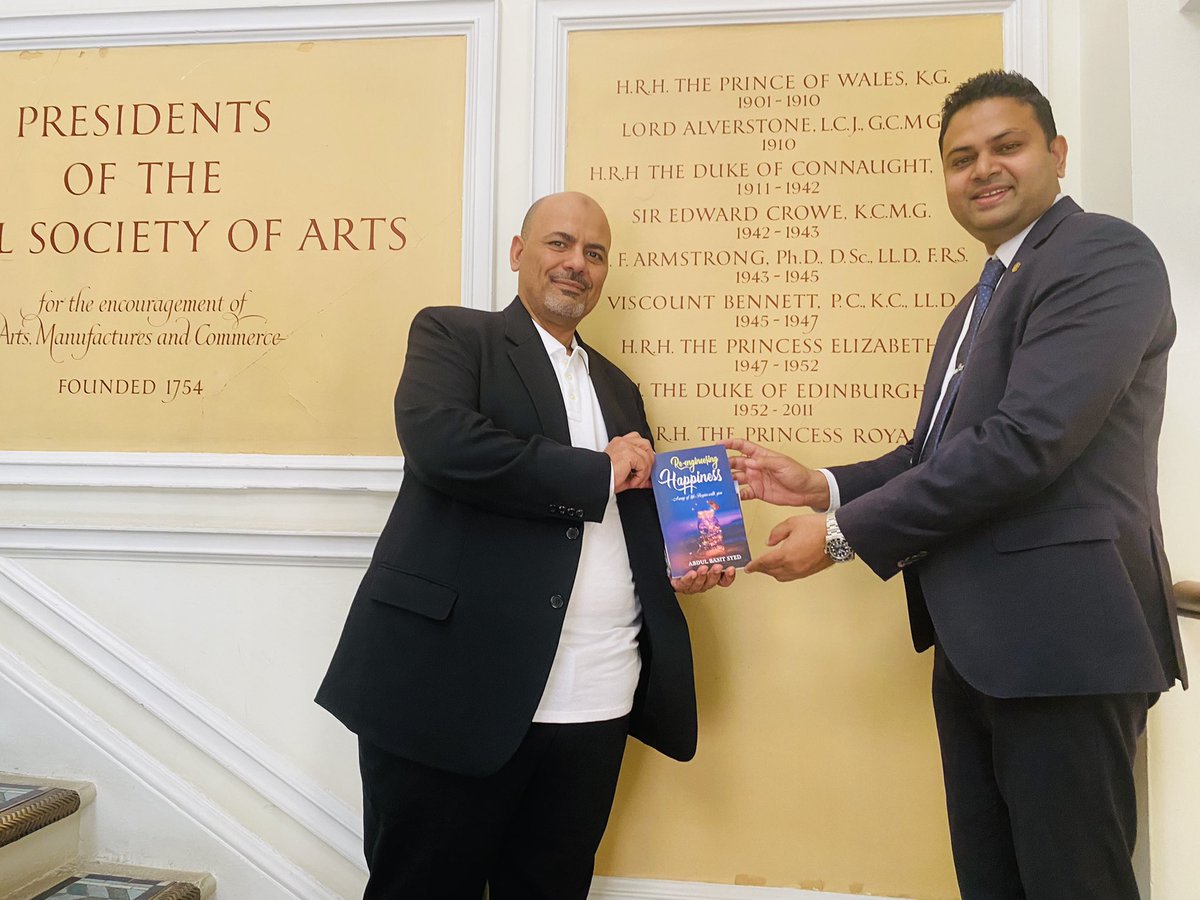 AbdulBasit4777's tweet photo. It was my pleasure to meet my good friend @MajedGaroub Director #Saudi @LawFirmMG at the Royal Society of Arts London. 

I presented my book #ReEngineeringHappiness He has graciously accepted my invitation to partner with #WHD for the upcoming #TrilateralGlobalSummit in Sep 2022. https://t.co/11yEkSYl25