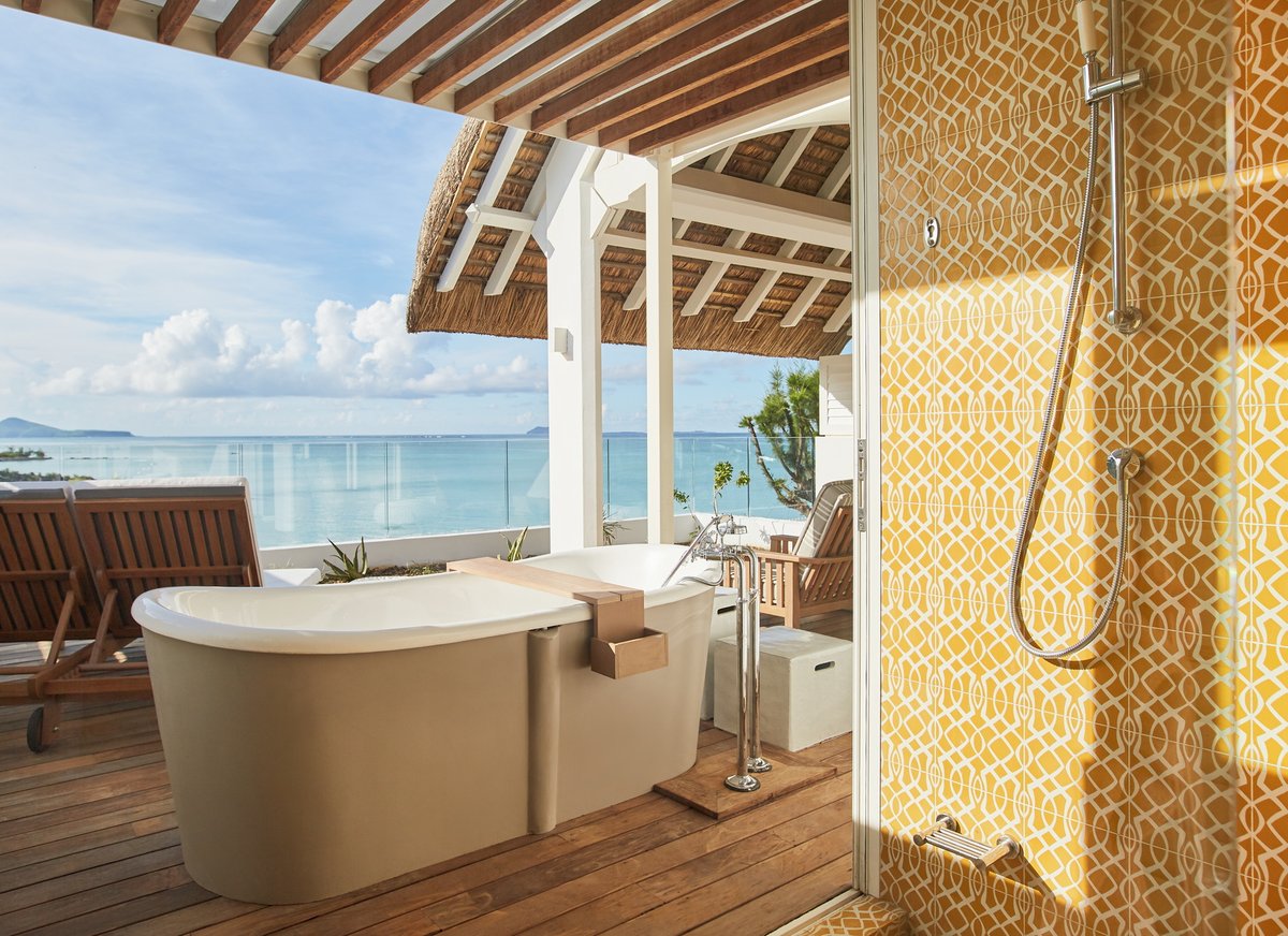 LUX* Grand Gaube (5★) est un hôtel à Maurice situé à Grand Gaube (au nord de l'île).
Découvrez plus sur cet hôtel de luxe: luxresorts.com/fr/maurice/hot…

#HotelAMaurice, #HotelMaurice, #Maurice, #IleMaurice