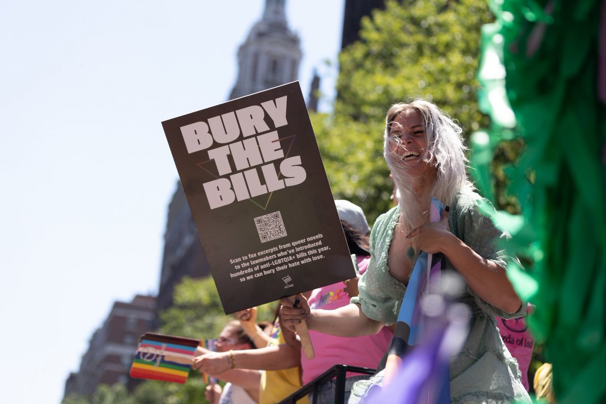 New York Pride ‘fax attack’ clogs inboxes of anti-LGBTQ+ politicians dlvr.it/SSzcXd