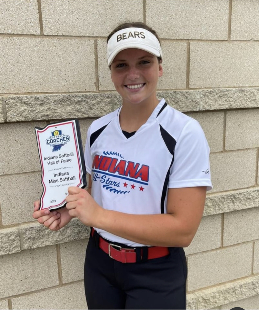 scs_goldenbears's tweet photo. Karissa Hamilton named Indiana Miss Softball.  https://t.co/yaS1mCFQgb https://t.co/CwLWqSObbc