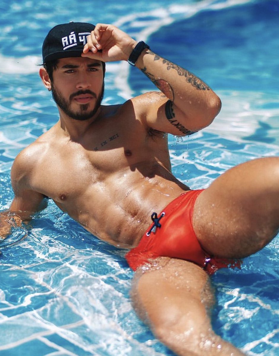 speedoaddicted's tweet photo. #KristopherFuentes https://t.co/E4qxl8AQlS