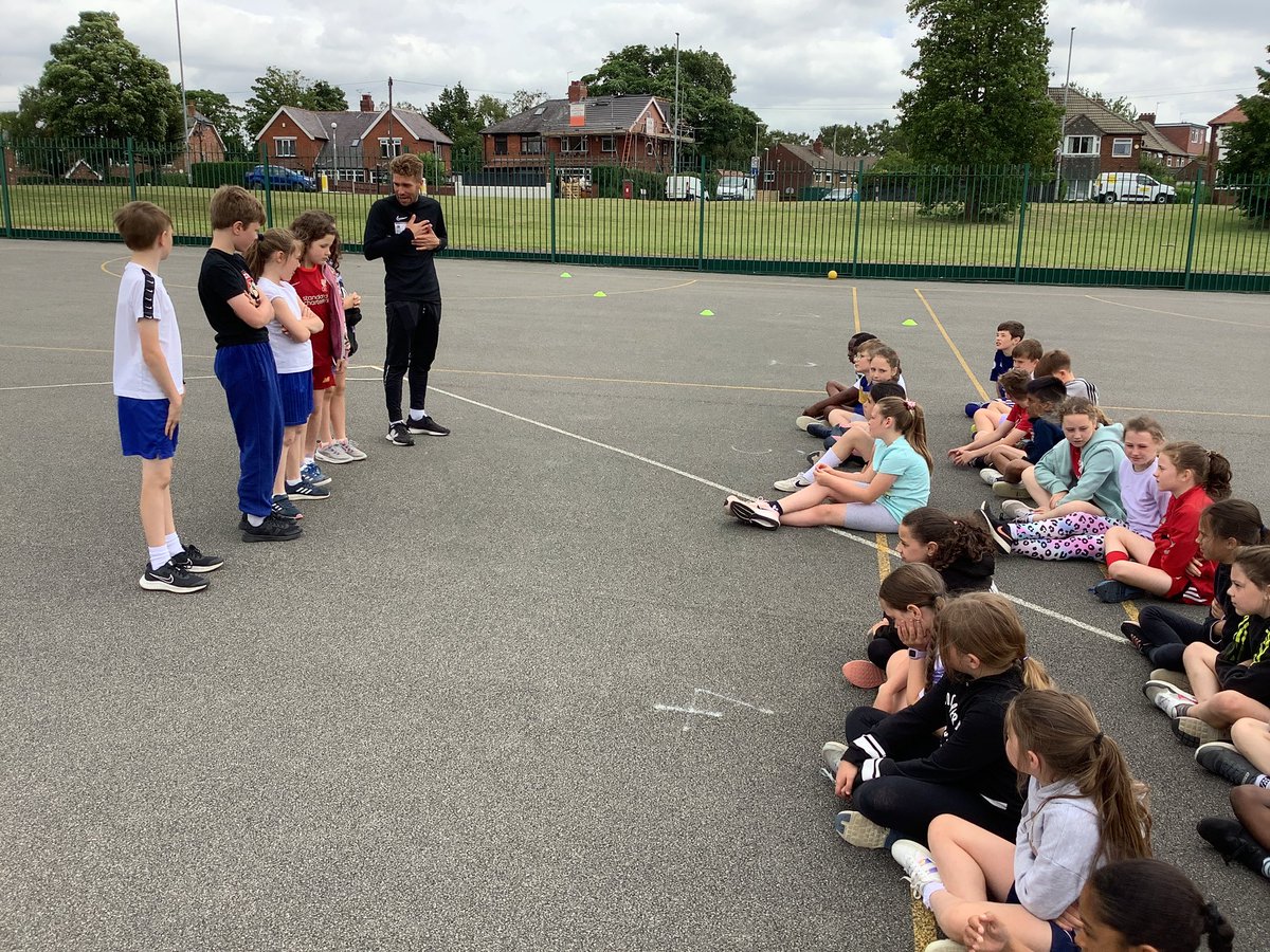 Brilliant healthy eating session thanks to the <a href="/AcademyLc6/">LC6Academy</a>