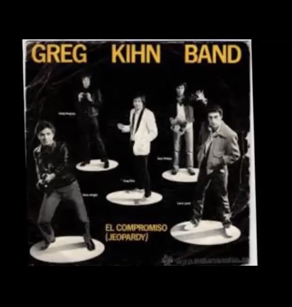 Had this song stuck in my head so..Enjoy! ❤️🎤 
Greg Kihn Band -- “The Break Up Song” m.youtube.com/watch?v=dSrbPP…