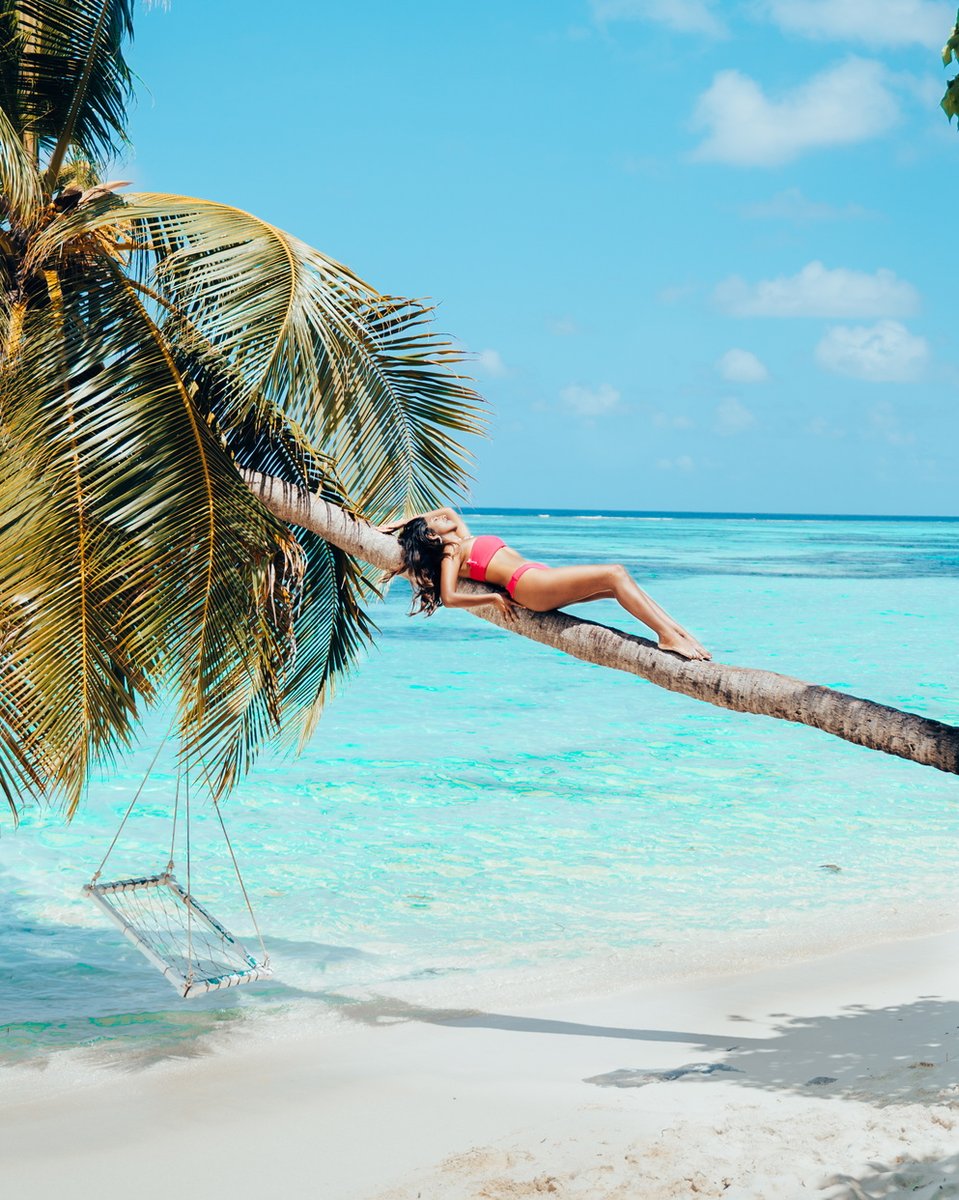 LUX* South Ari Atoll (5★) is a Maldives resort like no other! Our hotel in Maldives helps people celebrate life with a unique kind of luxury: hospitality that is Lighter, Brighter. Learn more about this luxury resort: luxresorts.com/en/hotel-in-ma…. 

#HotelInMaldives #Maldives