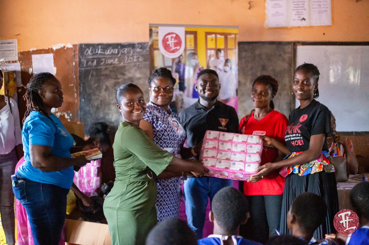 #tb to what we’re doing to #endperiodpoverty. Access to quality Menstrual hygiene products & critical information ℹ️ is key to unlocking the full enjoyment of the sexual and reproductive health rights of adolescent girls #tbt to #menstrualhygieneday2022 @YAMghana @Shedecidesgh