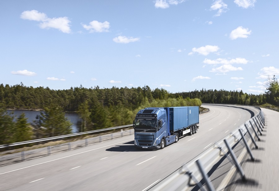 Volvo Trucks приступила к тестированию нового электрического грузовика FCEV
#volvotrucks #fcev #bev #грузовики #электрогрузовикиvolvotrucks #автопоезд #грузовикиvolvo
zen.yandex.ru/media/id/5cb6e…