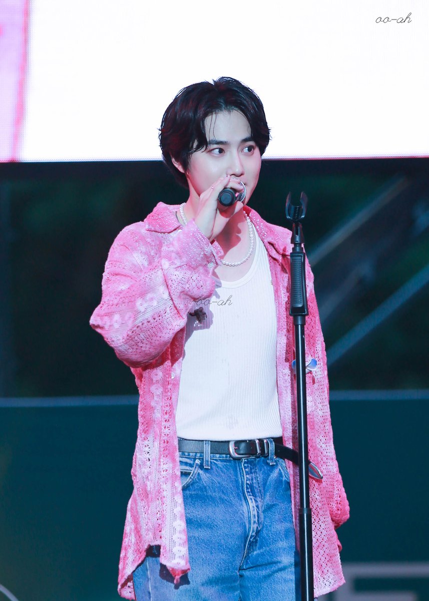 ooah522's tweet photo. 220626 파크 뮤직페스티벌

핑크 준면 공주님 보고싶었어요

#SUHO #수호 #준면 #김준면 #EXO #엑소
#SUHOxSPMF #수호x파뮤페 #파뮤페 #파크뮤직페스티벌 #SPMF #suho #exo https://t.co/rhY1ojLNSu