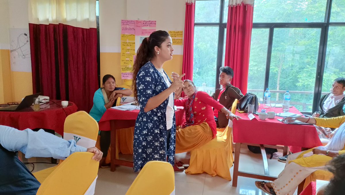 NarayaniTrip7's tweet photo. The only thing that satisfies myself in my work is the realization of the context/subject by the participants reflected in their attentiveness and curiosities during my session. #CSEtraining #5daystraining #trainer @ippfsar @FPAN19 https://t.co/7QEGvd7Jc0