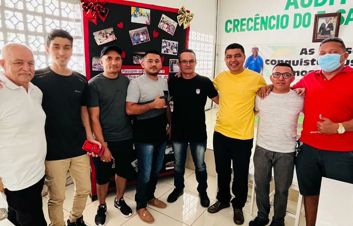 BiradoPindare's tweet photo. Apoio de Arari à minha reeleição para deputado federal. Reuni com as lideranças do municipais do PSB, presidido por César Abas, e também com o Sindicato dos Trabalhadores e Trabalhadoras Rurais (STTR).

#EssaLutaéNossa #BiradoPindare #Arari #Maranhão #AgriculturaFamiliar https://t.co/ltNILsXRfU
