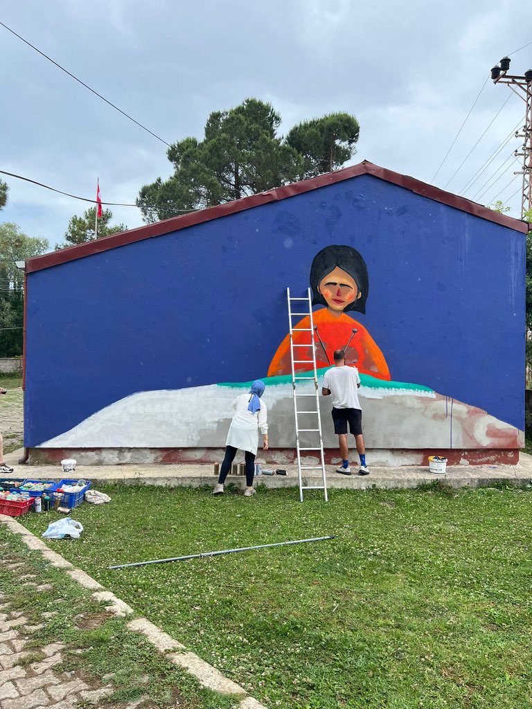 bafracal's tweet photo. Değerli @KAHEV2018 ve ressam @aybarsyucel sayesinde okulumuz çiçek açtı emeğinize sağlık @terme55mem @samsunmem https://t.co/7RgbdiWE8x