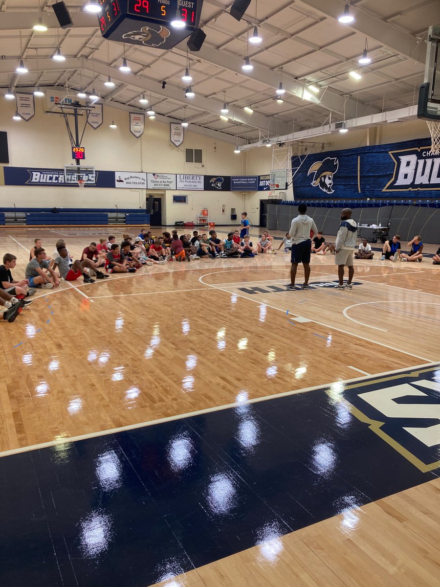 Saah Nimley, former CSU player, is our camp speaker today and is introduced by former CSU player Nate Louis. Makes a coach happy! Last week of camp starts June 25th.

em.armssoftware.com/ls/click?upn=i…