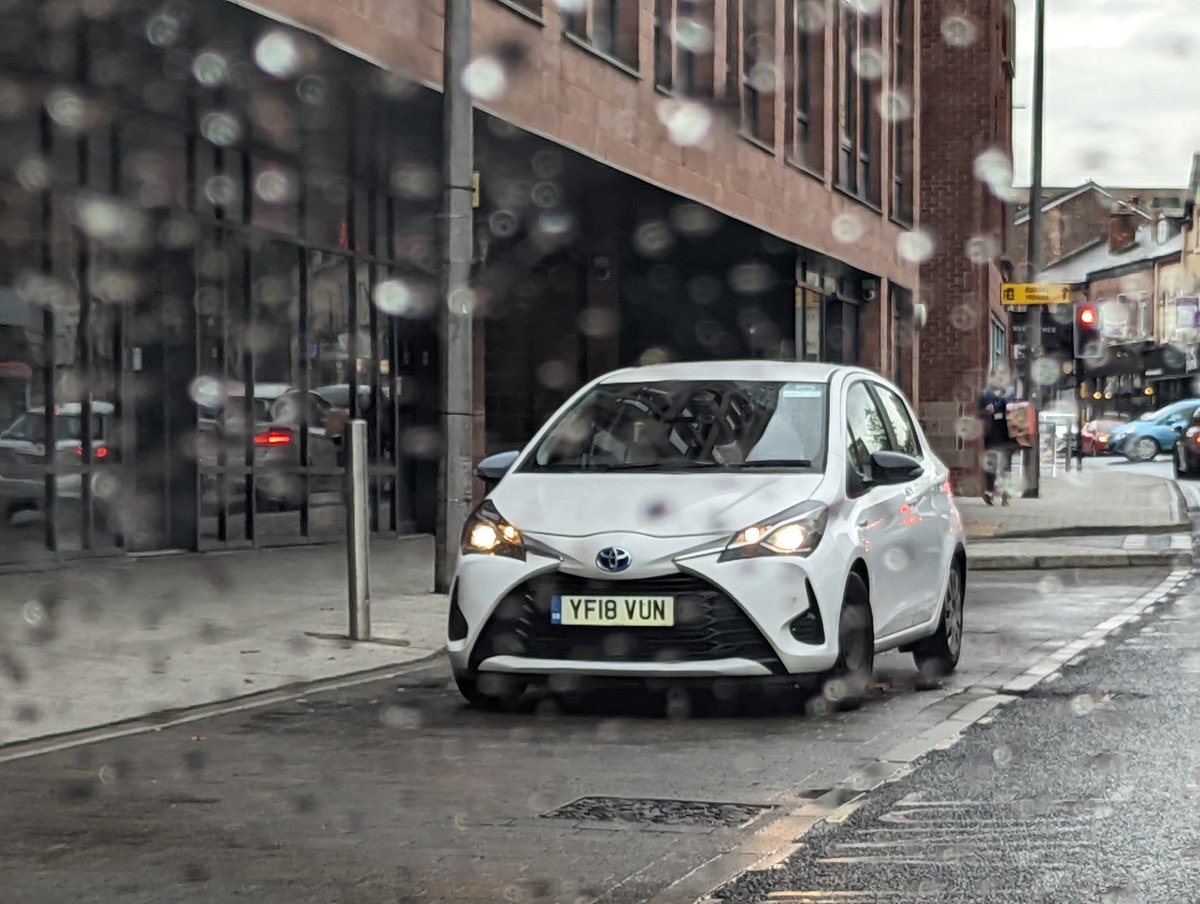 jcraft's tweet image. @TraffordCouncil is it acceptable for two of your traffic officers to be parked in an ambulance only bay outside Altrincham hospital....observed them getting back in car having left the car unattended!!