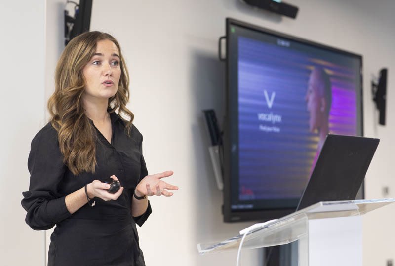 ideate_ireland's tweet photo. Megan O’Mahony of Vocalynx which is a vocal health device that provides therapeutic impact for healthcare patients. This portable, pressure adapting tool yields behaviour change through its real-time visual feedback #UniversityofLimerick #IDEATEIreland #empoweringentrepreneurs https://t.co/4IHZ5zGT9x