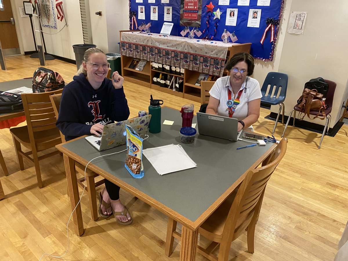 Leesonscience's tweet image. A great day of collaboration and instructional design from our HS math leaders! ⁦@mdjames67⁩ ⁦@BASDincludesMe⁩ ⁦@basdjacksilva⁩