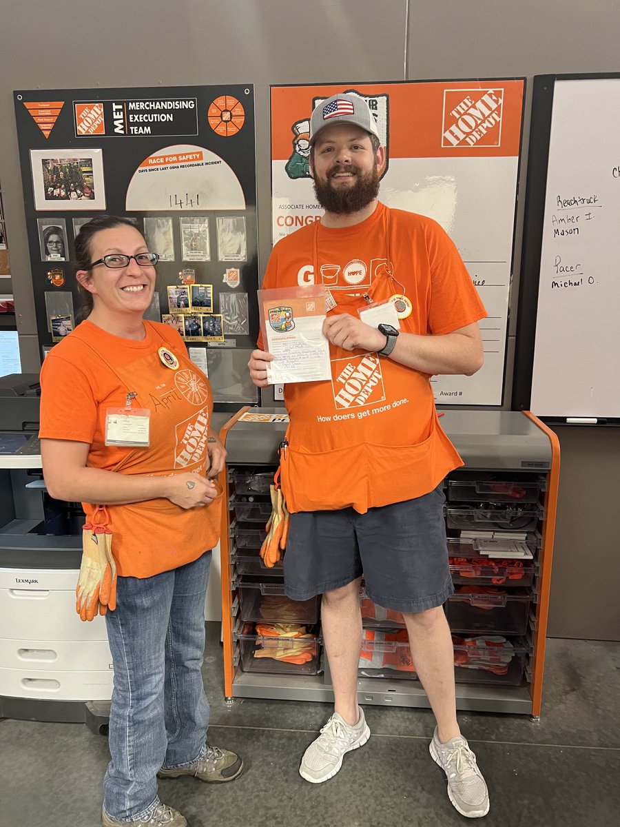 Well deserved Chris !! Creating shareholder value ⁦<a href="/DeanJeanette/">Jeanette Dean</a>⁩ ⁦⁦<a href="/hollytate122/">Hyperliquid</a>⁩ ⁦<a href="/LaroccoStacey/">Stacey LaRocco</a>⁩
