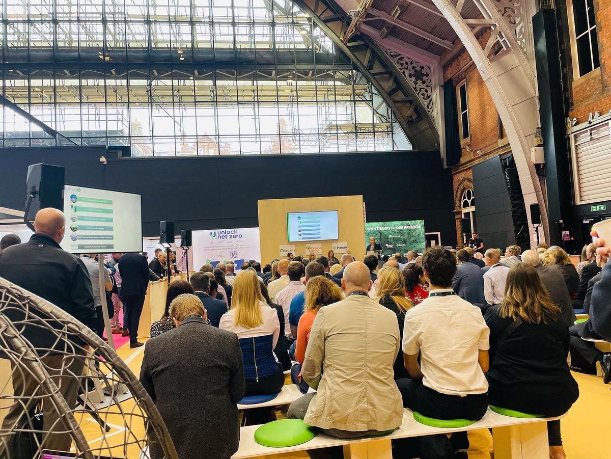 Some interesting discussions at Housing 2022 today, particularly around Carbon Net Zero and MMC. Lovely to see so many friends, colleagues, and clients #housing2022 #manchester #networking