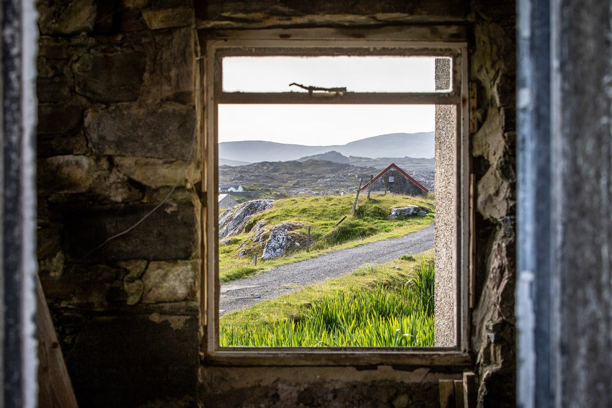 harrisdistiller's tweet photo. Next Tuesday 5th July we invite you to join us in the distillery at 7.30pm for the launch of Bill Lawson's latest book of local village history.
This release covers the villages of the Bays of Harris including Scadabay, Drinishader, Miavag, Kendibig, Diracleit, Caw, &amp; Stiocleit. https://t.co/CAvsVWDAXz