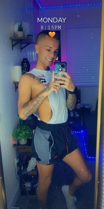 ?A little pic I took last night?. Nothing crazy; just wanted to share it with y'all ????? #Femboy #gay