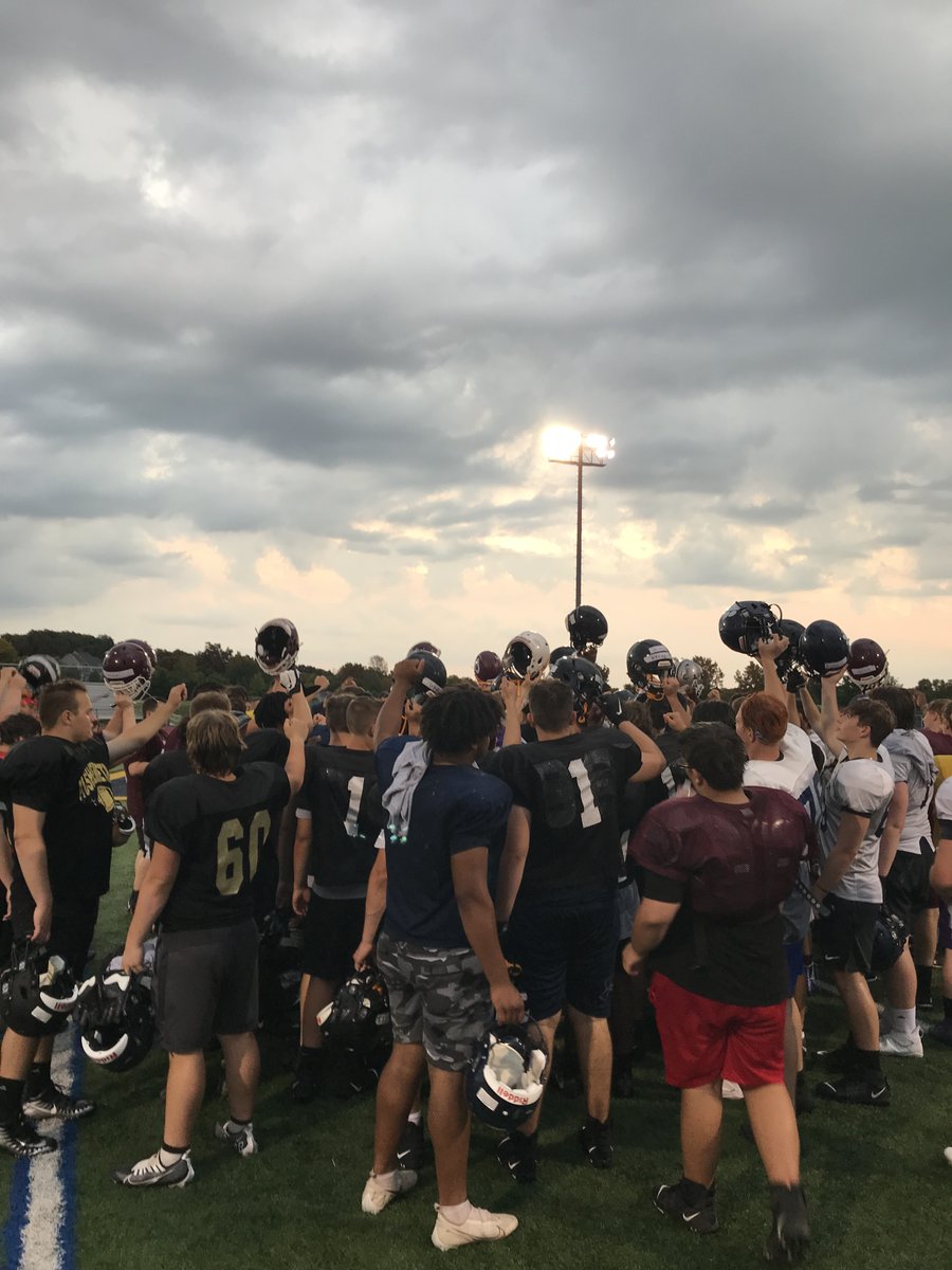 🚨 Long Island Linemen 🚨

Offensive and Defensive Fundamental Camp - Coming Soon!

Shoulder Pads and Helmet.

When: July 7th - 5:30pm to 9:00pm. Registration 5:00pm.
Where: Roosevelt High School.
Who: Linemen entering grades 9th to 12th.

⌨️tntfootballcamps.com